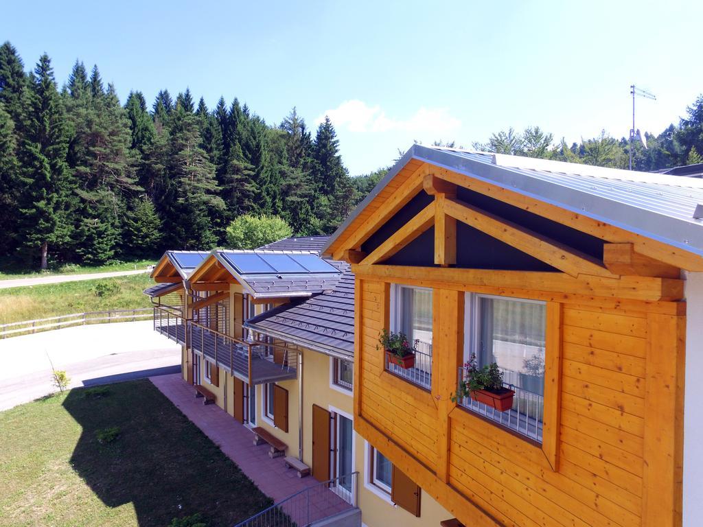 Hotel Elbele Garnì Folgaria Exterior foto