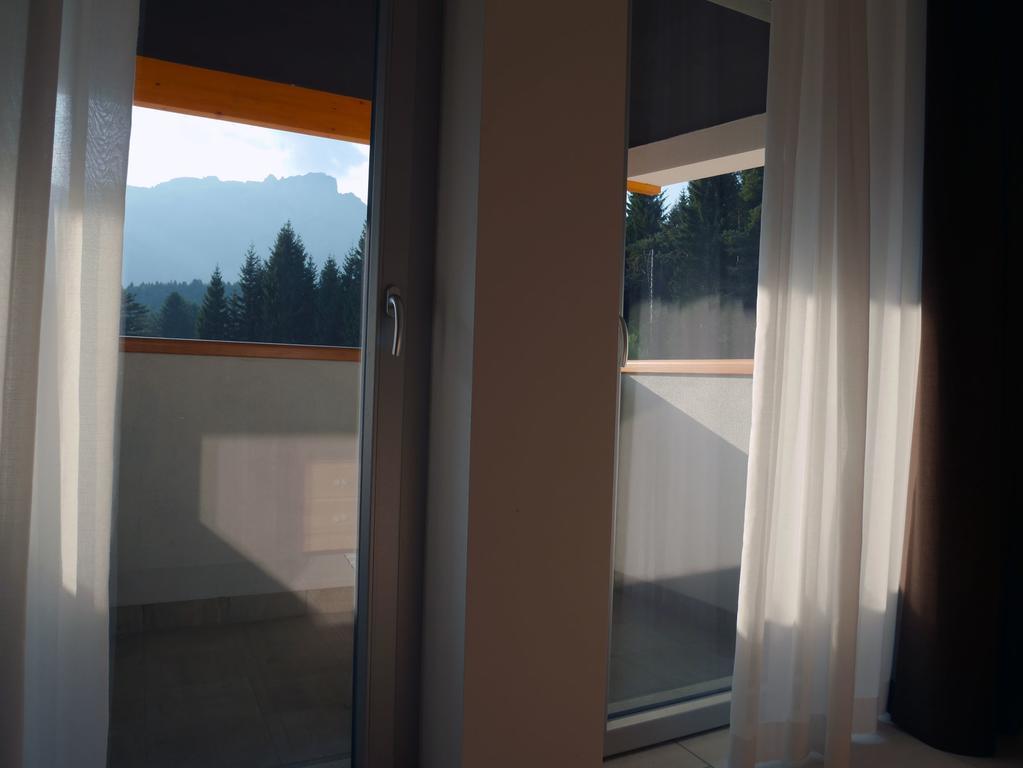Hotel Elbele Garnì Folgaria Exterior foto