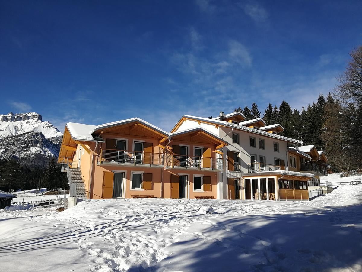 Hotel Elbele Garnì Folgaria Exterior foto