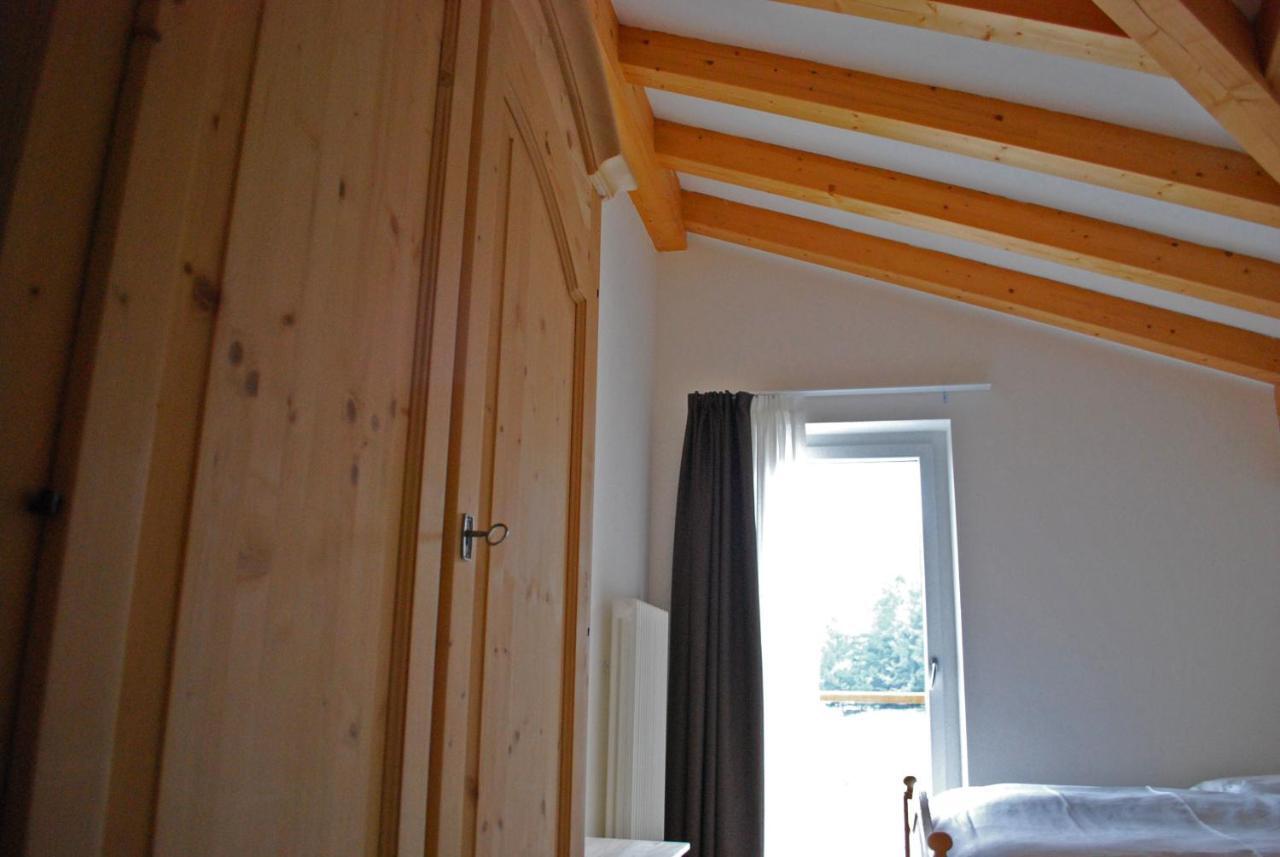 Hotel Elbele Garnì Folgaria Zimmer foto